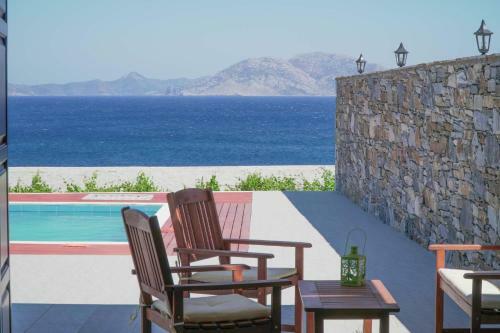 Anefanti Villas