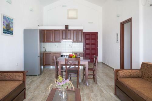 Anefanti Villas