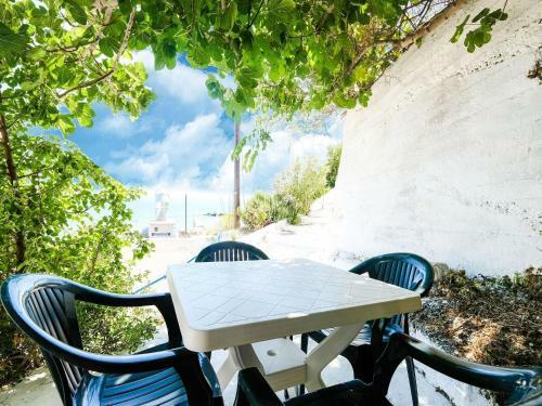 Charming Apartment In Therma Near Seabeach