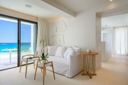 Hotel The Island Concept