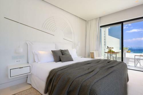 Hotel The Island Concept