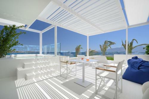 Hotel The Island Concept