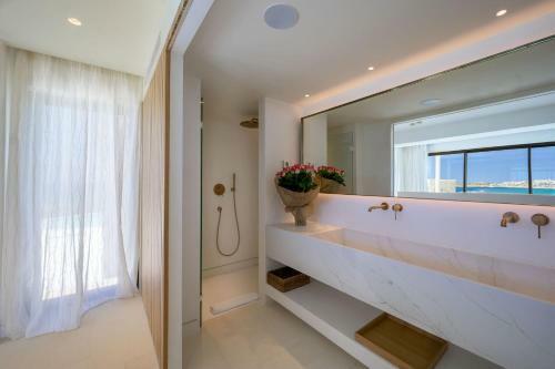 Hotel The Island Concept