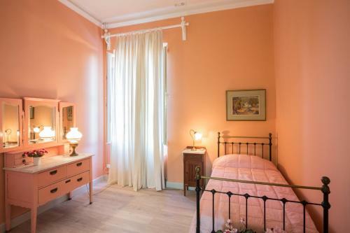 Agios Vlasios Villa Sleeps 8 With Pool And Air Con