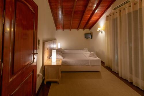 Villa Benele , Corfu