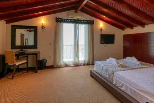 Villa Benele , Corfu