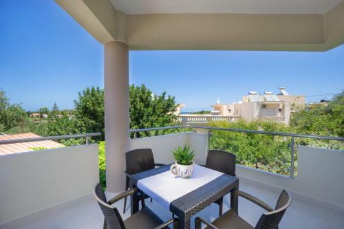 Alexandra Apartment