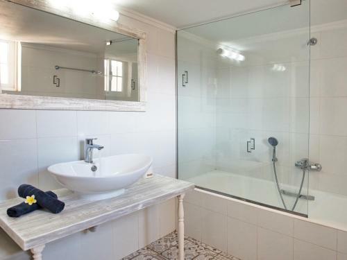 Apostolis Beach House