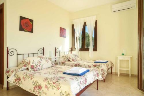 Ahai Paxos Villa
