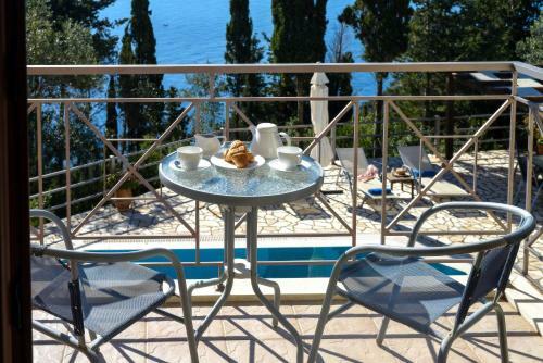 Ahai Paxos Villa