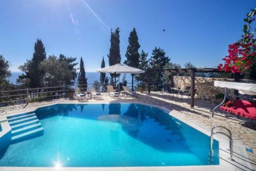 Ahai Paxos Villa