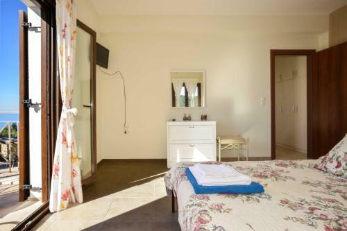 Ahai Paxos Villa