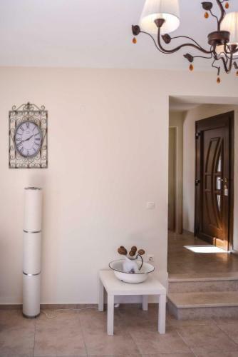 Ahai Paxos Villa
