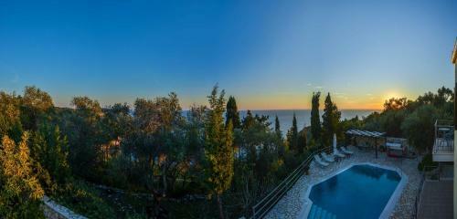 Ahai Paxos Villa