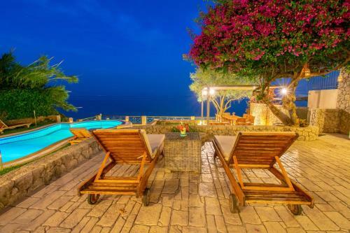 Corfu Beachfront Villa Benele