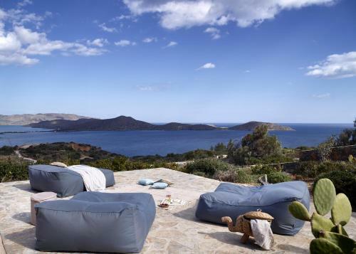 Villa Queen