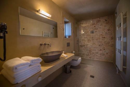 Ippola Boutique Hotel