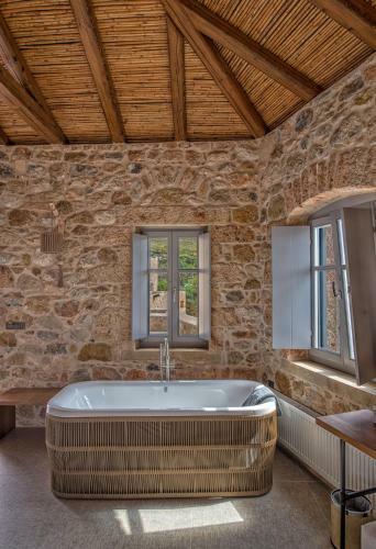 Ippola Boutique Hotel