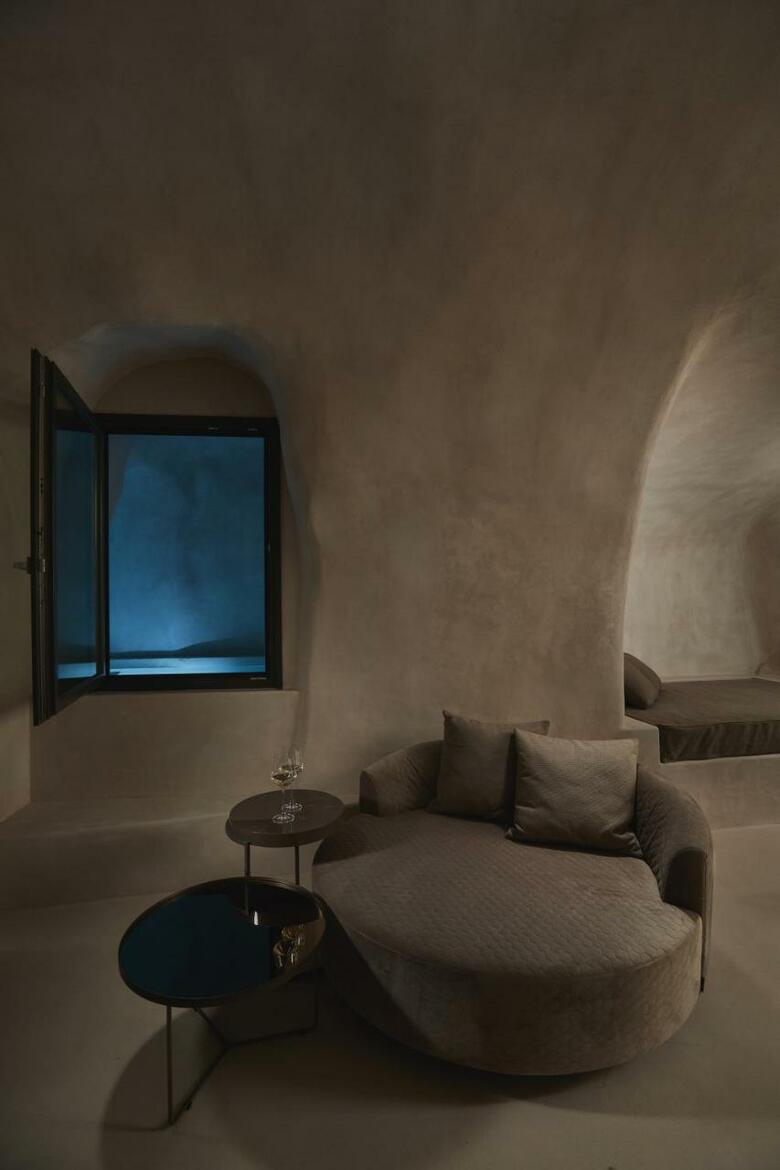 Hotel Divine Cave Experience