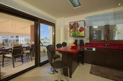 Beatiful Villa In Gouves Sea Views Crete