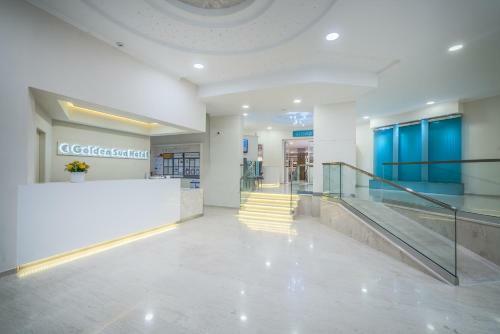 Golden Sun Hotel