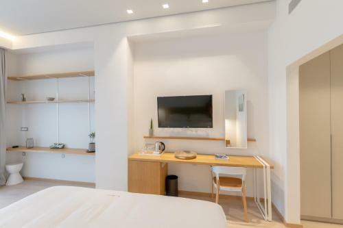 Messinian Icon Hotel & Suites