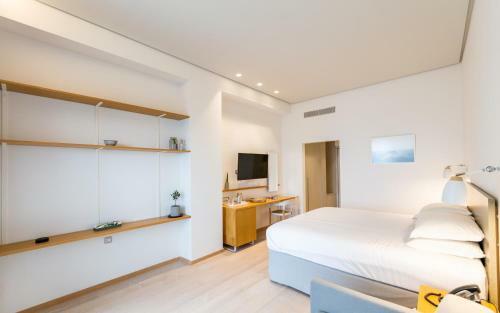 Messinian Icon Hotel & Suites