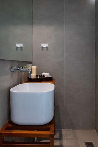 Messinian Icon Hotel & Suites