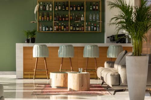 Messinian Icon Hotel & Suites