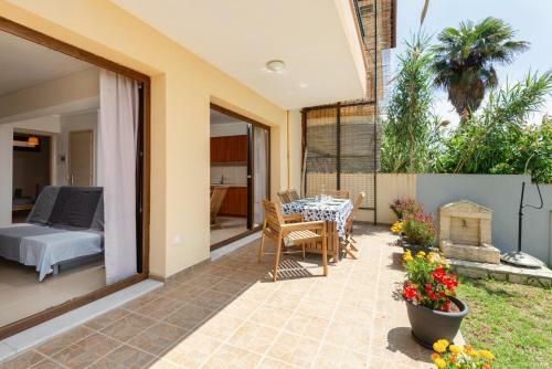 Beachfront Villa Posidi