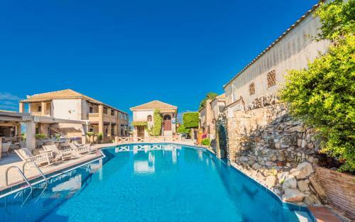 Garden Village Studios & Apartments