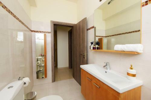 Stelia Luxury Apartments