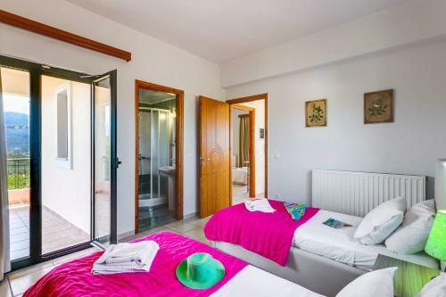 Villa Katerina & Margarita With Heated Pool