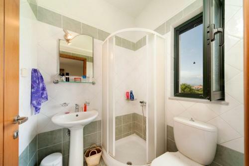 Villa Katerina & Margarita With Heated Pool
