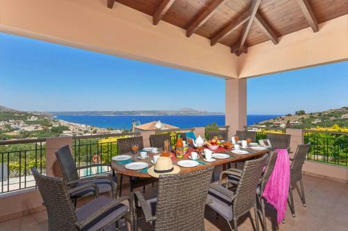 Villa Katerina & Margarita With Heated Pool