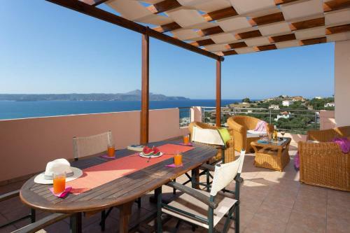 Villa Katerina & Margarita With Heated Pool