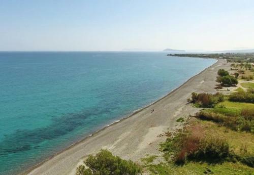 Kamisiana Villa Sleeps 7 With Pool And Air Con