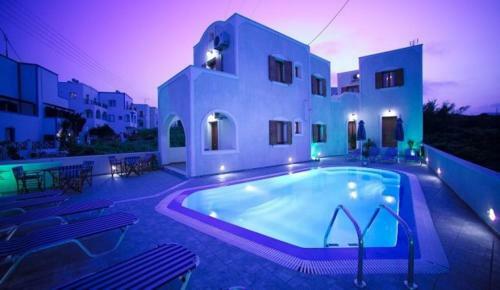 Kelenis Apartments