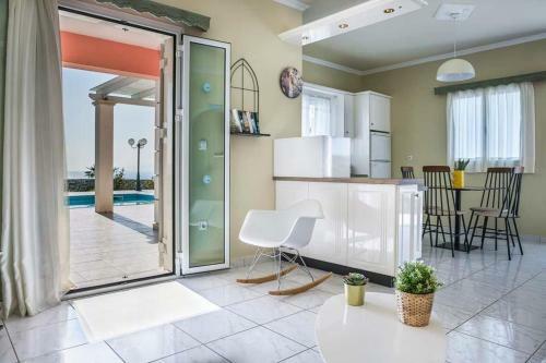 Karavados Villa Sleeps 4 Pool Air Con Wifi