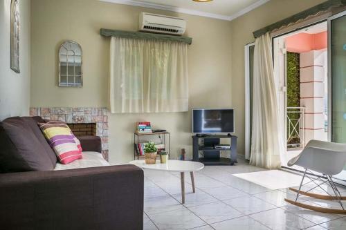 Karavados Villa Sleeps 4 Pool Air Con Wifi