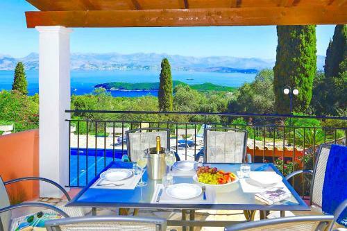 Villa Anatoli With Private Pool
