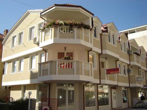 Apartments Matjan