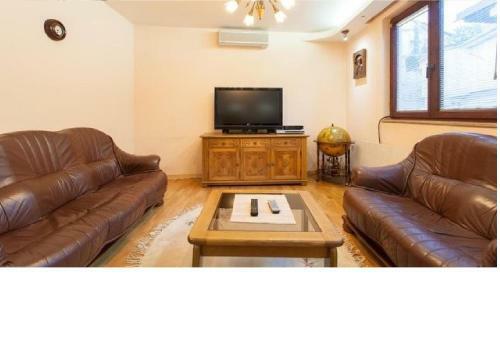 Novel Apartments