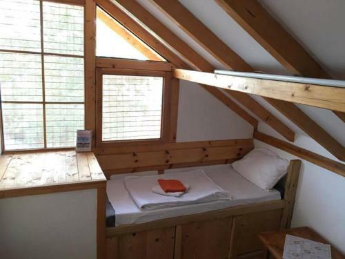 Hostal Robinson Sunset Guest House