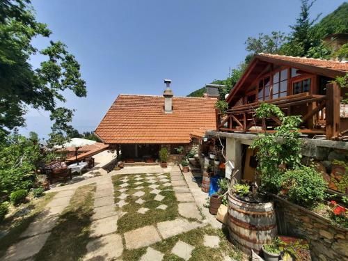 Hostal Robinson Sunset Guest House