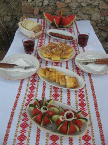 Hostal Robinson Sunset Guest House
