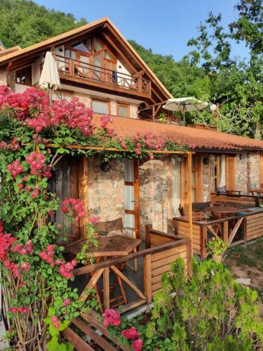 Hostal Robinson Sunset Guest House