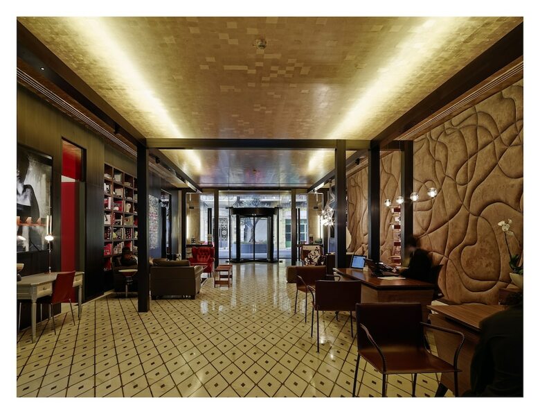 Hotel Saifi Suites