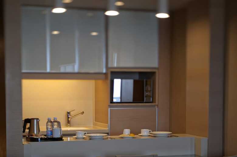 Hotel Saifi Suites