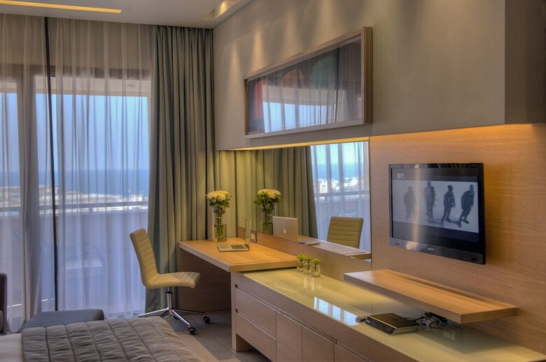 Hotel Saifi Suites